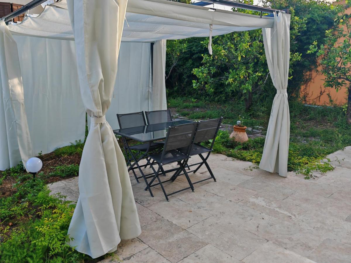 Appartement meublé Golfe-Juan plage Vallauris Exterior foto